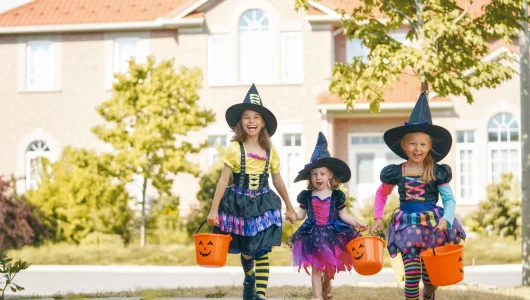 children-on-halloween-2021-08-26-15-29-26-utc-scaled