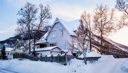 white-wooden-house-in-winter-landscape-of-nordic-t-2024-12-05-21-29-09-utc