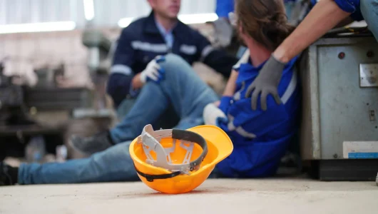 worker-receiving-industrial-injury-in-factory-2023-11-27-05-15-06-utc-scaled